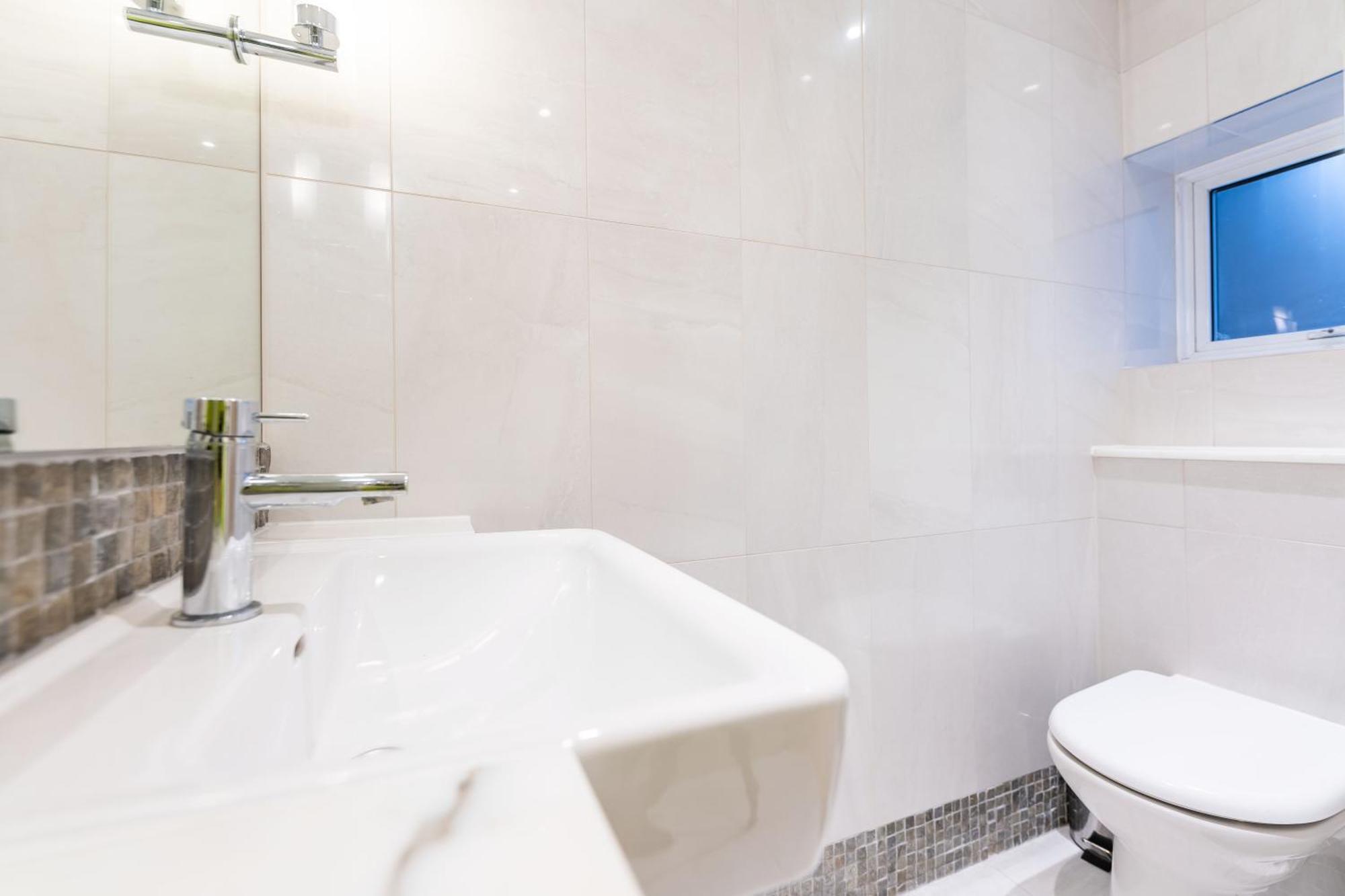 Luxury 6 Bedroom House In Southwick Street 런던 외부 사진